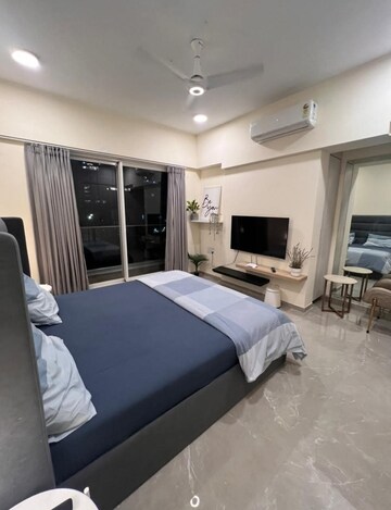 Bedroom in 2 BHK Apartment at Lake Home, Powai – for Rent