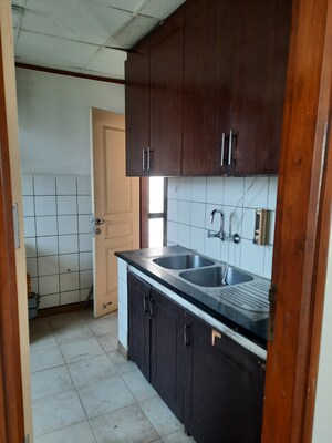 Staircase in 4 BHK Apartment at Unitech Uniworld Gardens, Sector 47 – for Sale