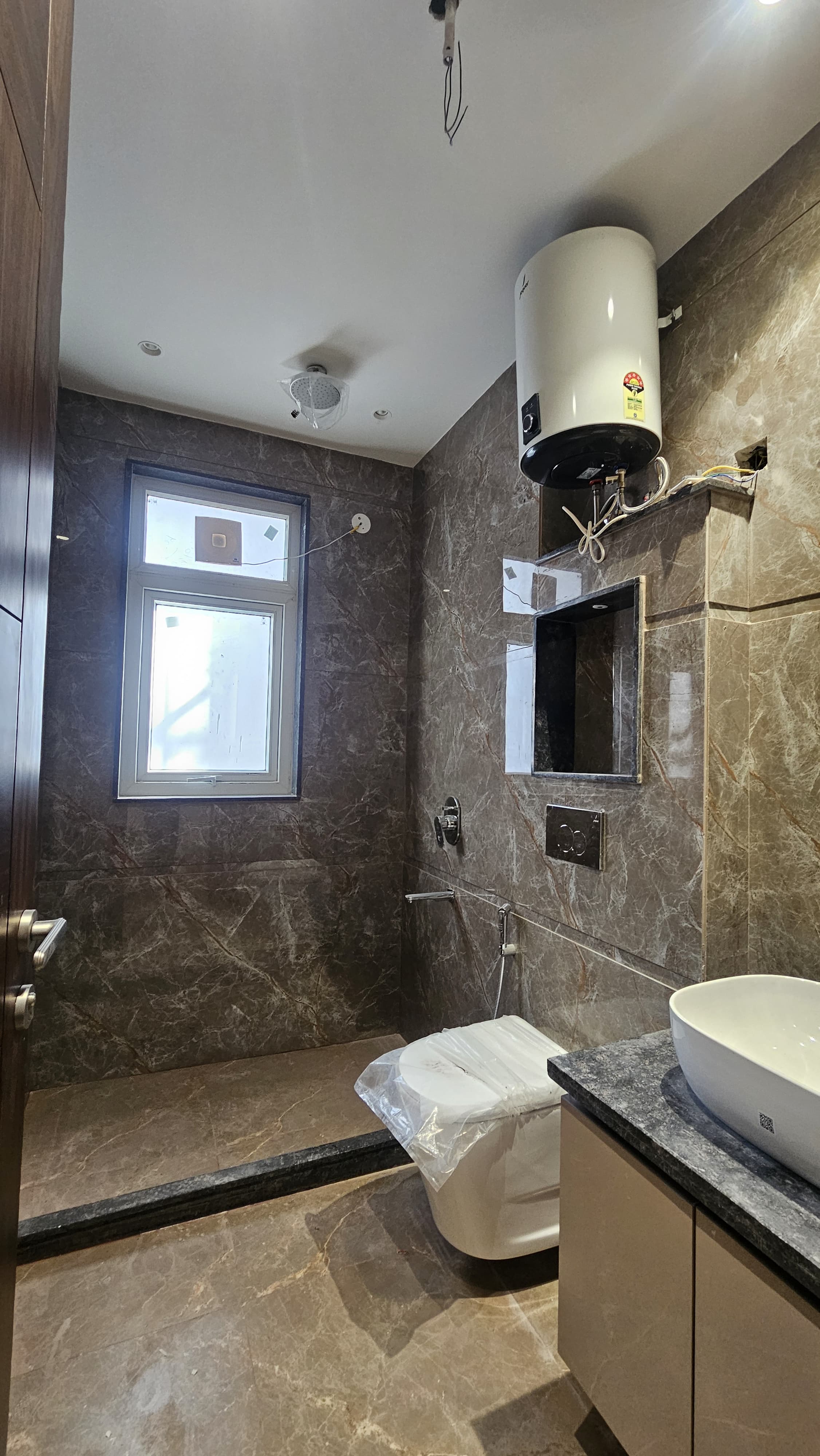 4 BHK + Pooja Room,Servant Room,Study Room,Extra Room Builder Floor For Sale in Settlers India