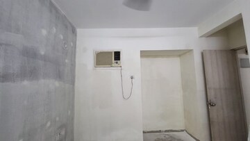 Room in 1 BHK Apartment at Lodha Casa Bella Gold, Dombivli East – for Rent