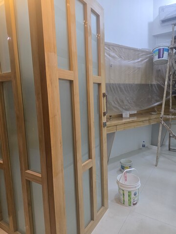  Office Space For Rent in Express Zone, Malad East