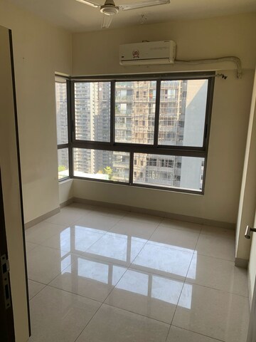 Room in 2 BHK Apartment at The Wadhwa The Address, Ghatkopar West – for Rent