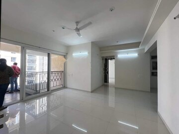 Room in 2 BHK Apartment at Nyati Elysia, Kharadi – for Rent