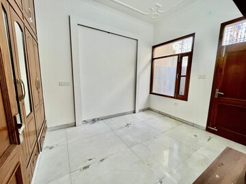 Room in 3 BHK Independent House at Dhakoli Village – for Sale