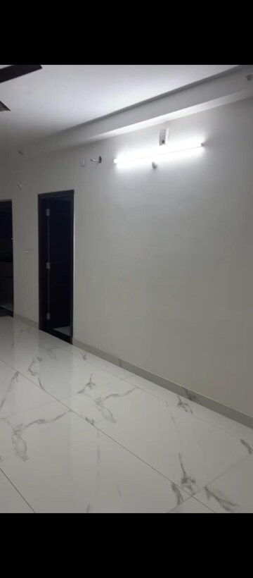 Room in 2.5 BHK Apartment at Bollineni Bion, Kothaguda – for Rent