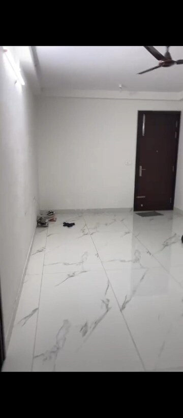 Room in 2.5 BHK Apartment at Bollineni Bion, Kothaguda – for Rent