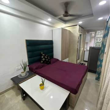 Bedroom in 2 BHK Apartment at Husainabad – for Sale