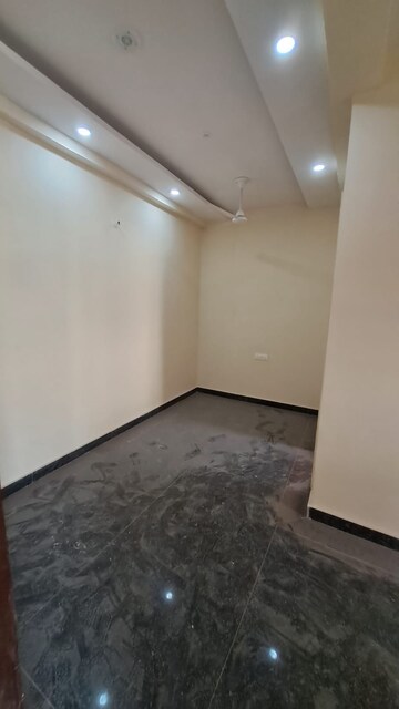 Room in 4 BHK Villa at Vaidpura – for Rent