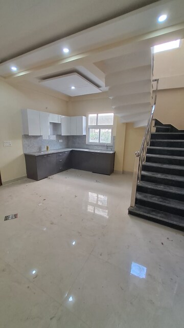 Kitchen in 4 BHK Villa at Vaidpura – for Rent