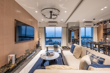 Bedroom in 2 BHK Builder Floor at Prescon Midtown Bay, Mahim West – for Sale