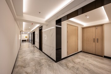 Room in 2 BHK Builder Floor at Prescon Midtown Bay, Mahim West – for Sale