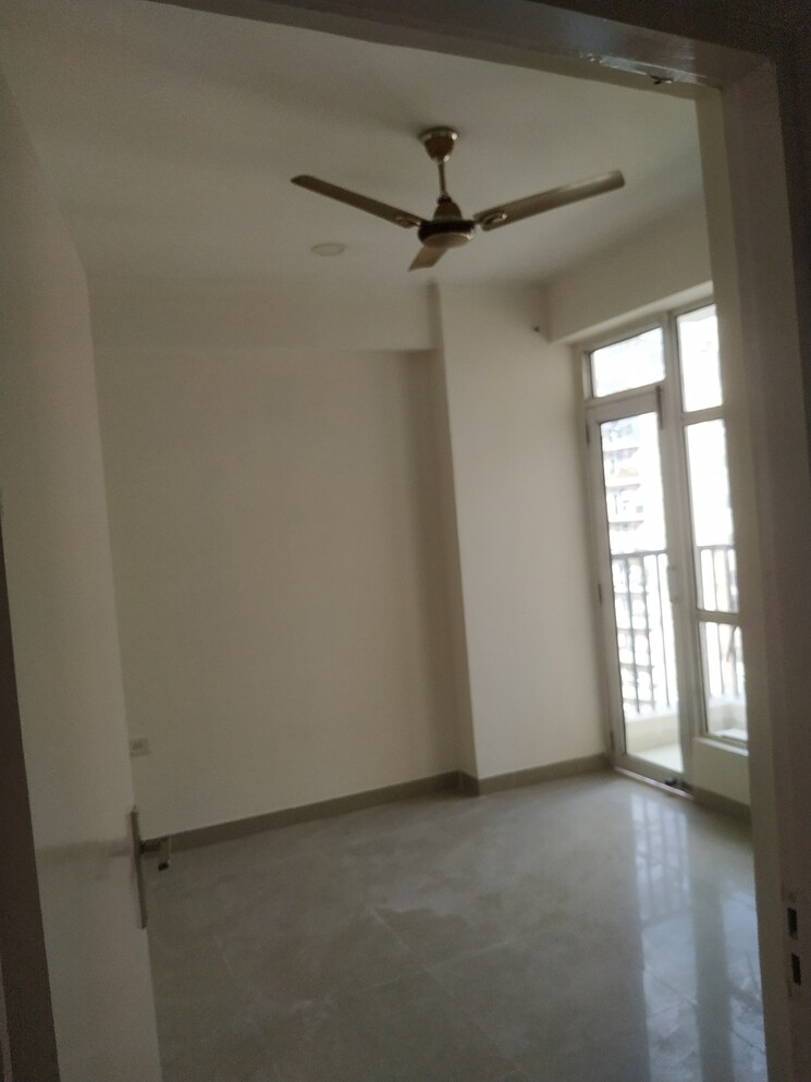 Room, dilshad garden 1 Bedroom 500 Sq.Ft. Apartment In Dilshad Garden Delhi 8401757