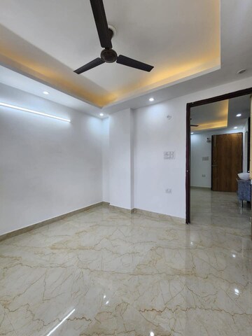 Room in 1 BHK Builder Floor at Freedom Fighters Enclave – for Rent