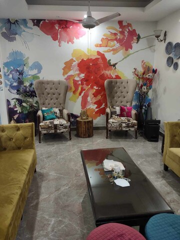 Living Room in 3 BHK Builder Floor at Unitech South City 1, South City 1 – for Rent