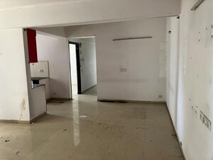 Room in 2.5 BHK Apartment at Eros Sampoornam, Sector 2 Greater Noida – for Sale