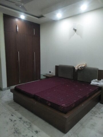 Room in 1 BHK Builder Floor at Freedom Fighters Enclave – for Rent