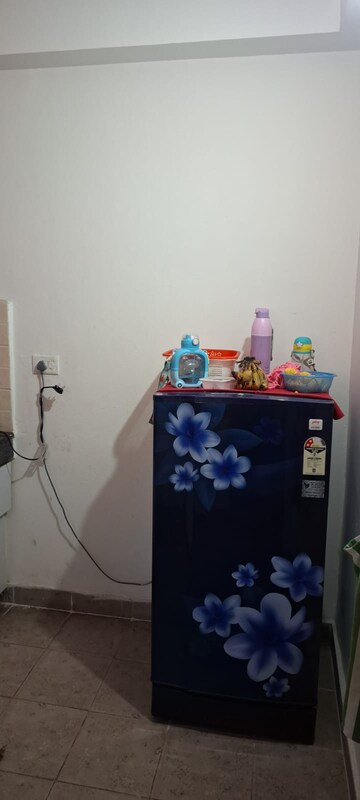 Furnished Amenities in 2 BHK Apartment at SRS Residency, Sector 88 – for Rent