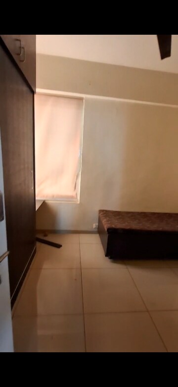 Bathroom in 3 BHK Apartment at Wave Dream Homes, Wave City – for Rent