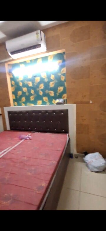 Furnished Amenities in 3 BHK Apartment at Wave Dream Homes, Wave City – for Rent