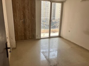 Room in 2 BHK Apartment at Eros Sampoornam, Sector 2 Greater Noida – for Sale