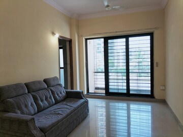 1 BHK Apartment For Rent in K Raheja Heights, Malad East