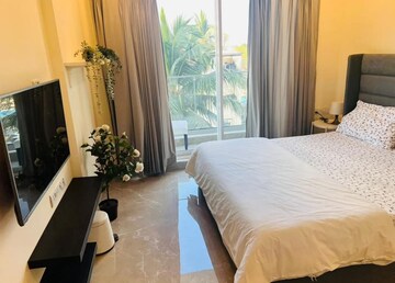 Bedroom in 2 BHK Apartment at Lake Home, Powai – for Rent