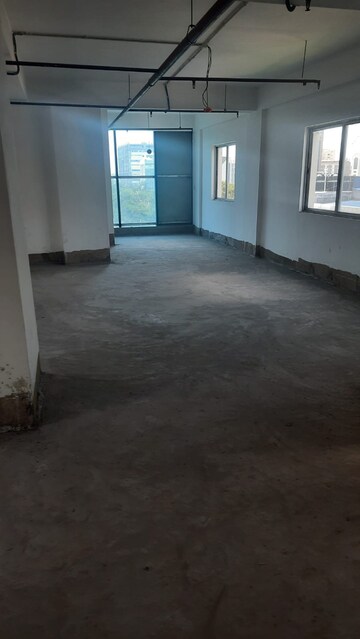 Room in  Office Space at Salt Lake Sector V – for Rent