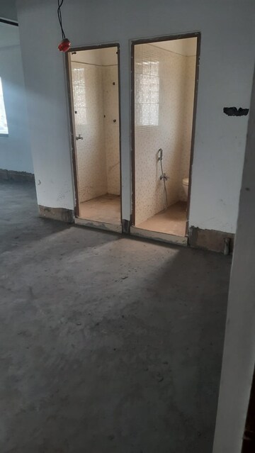 Room in  Office Space at Salt Lake Sector V – for Rent