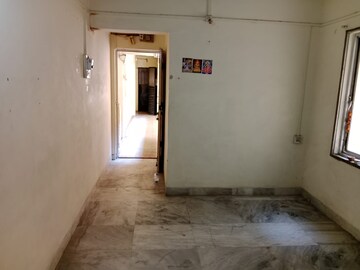 Room in 1 BHK Apartment at Anand Park Koregaon, Koregaon Park – for Rent