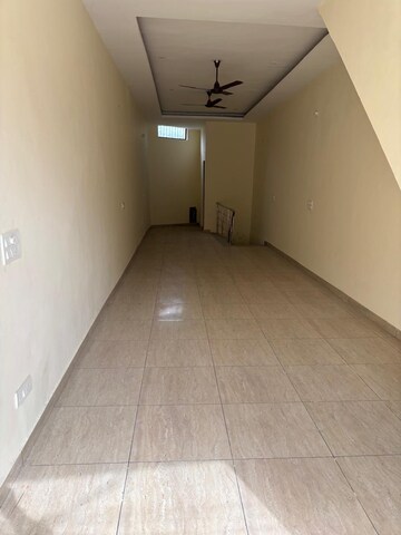 Room in  Showroom at Sector 80 – for Rent