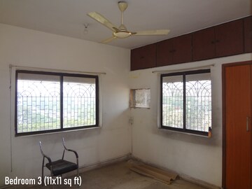 Room in 3.5 BHK Apartment at  Army Welfare CHS, Nerul – for Sale