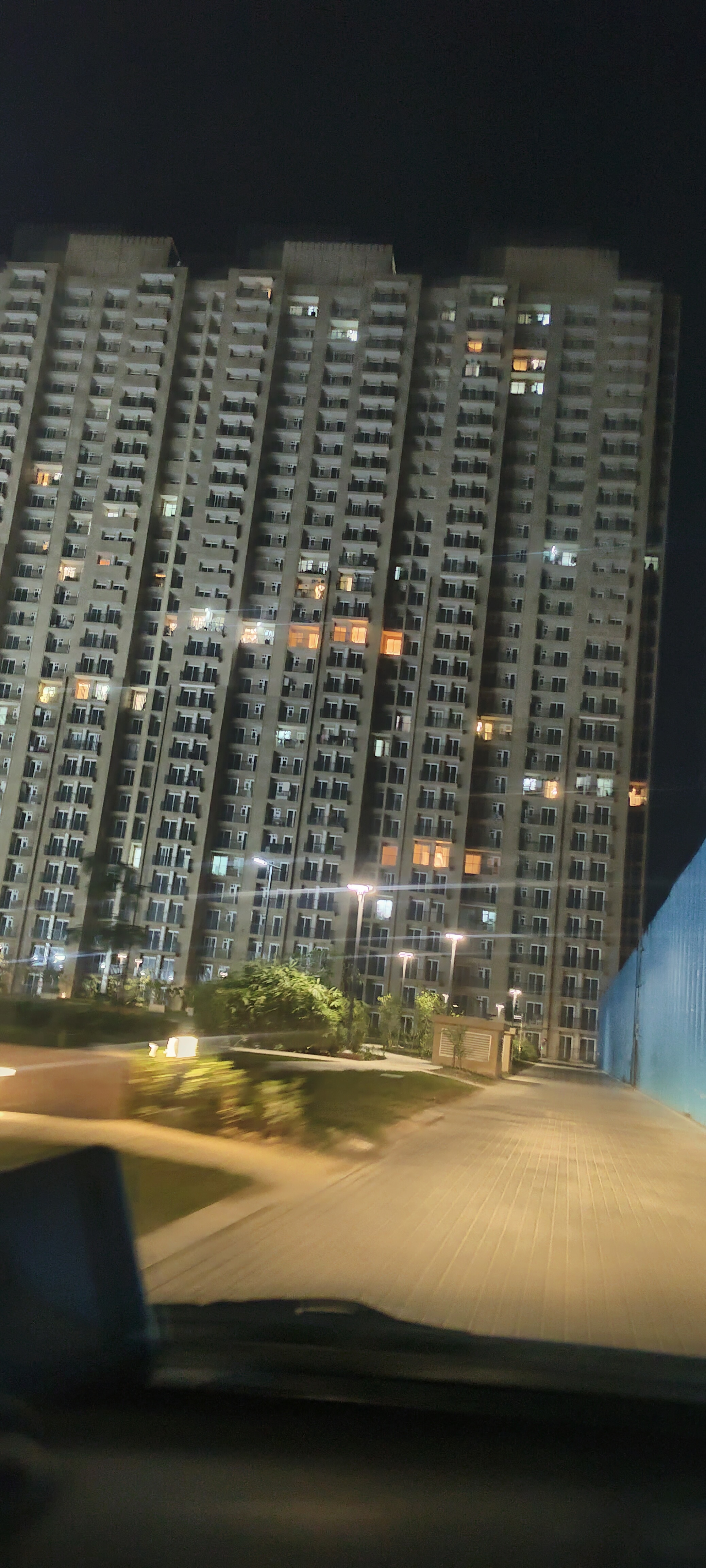 2 BHK Apartment For Sale in Tata Eureka Park