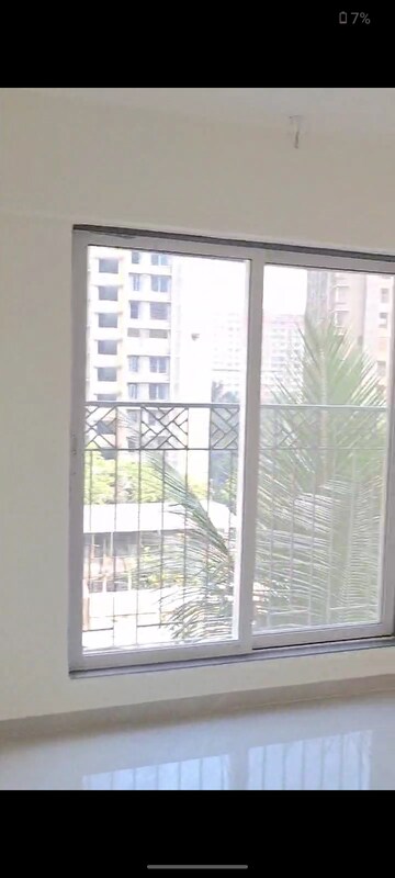 Room in 2 BHK Apartment at Vaibhavlaxmi East Syde, Ghatkopar East – for Rent