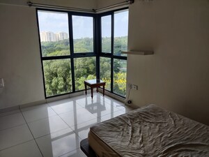 Room in 3.5 BHK Apartment at Tata Aquila Heights, Jalahalli – for Sale