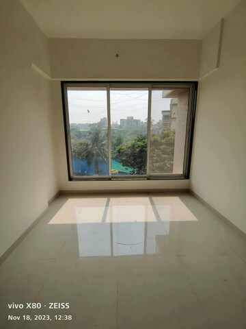 Room in 1 BHK Apartment at The Baya Central, Lower Parel – for Rent