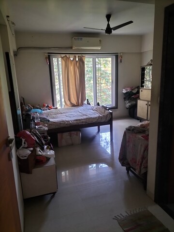 Living Room in 2 BHK Apartment at Laxmi Niwas Vile Parle East, Vile Parle East – for Rent