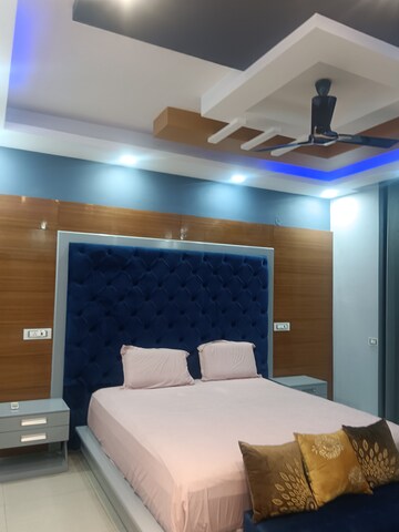 Bedroom in 2.5 BHK Independent House at Sector 82 – for Rent