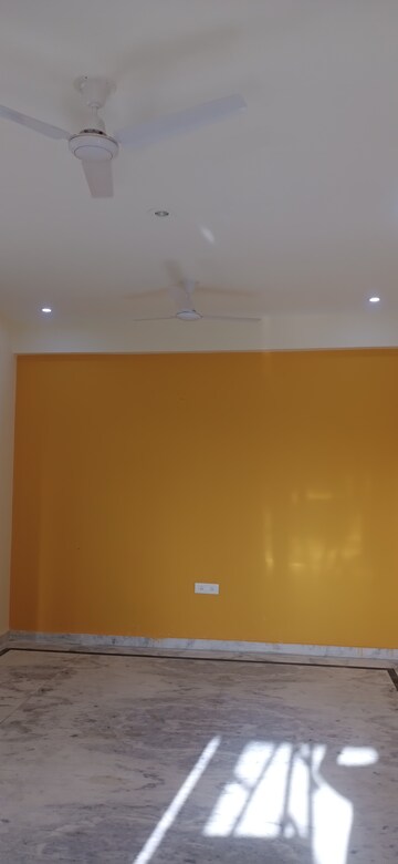2.5 BHK Independent House For Rent in Sector 82