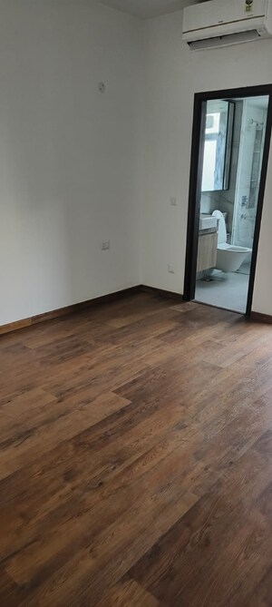 Room in 3 BHK Apartment at Mapsko Royale Ville, Sector 82 – for Sale