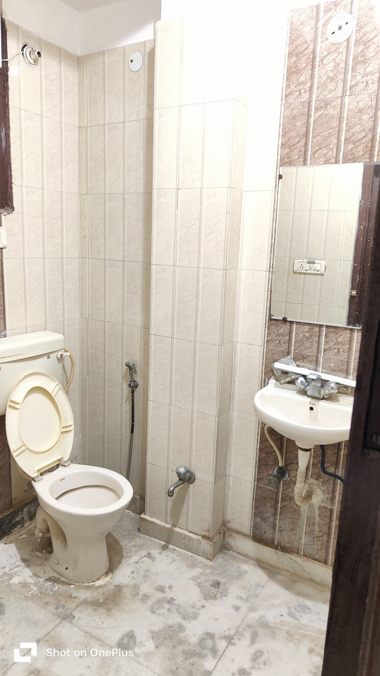 Bathroom, saket 1 Bedroom 450 Sq.Ft. Builder Floor In Saket Delhi 8402312