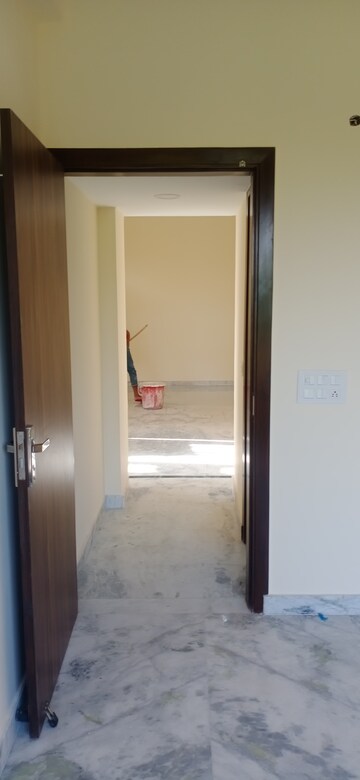 2.5 BHK Independent House For Rent in Sector 82