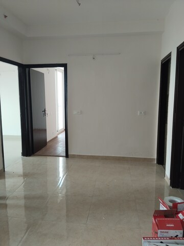 2.5 BHK Apartment For Rent in Amrapali Riverview, Amrapali Leisure Valley