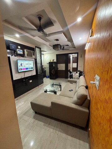 Bedroom in 3 BHK Builder Floor at Vaishali Sector 6 – for Sale