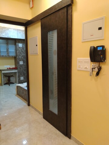 Room in 1 BHK Apartment at Lodha Amara, Kolshet Road – for Sale