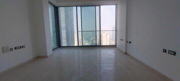 Room in 4 BHK Apartment at Rustomjee Crown, Prabhadevi – for Sale
