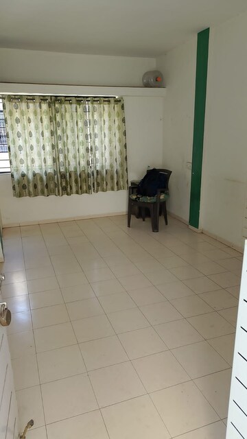 Room in 2 BHK Apartment at Indira Nagar – for Rent