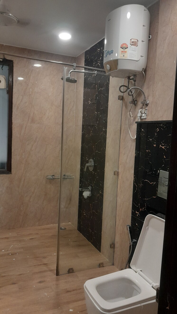 Kitchen, unitech-south-city-ii 6 Bedroom 4500 Sq.Ft. Villa In Sector 50 Gurgaon 8402470