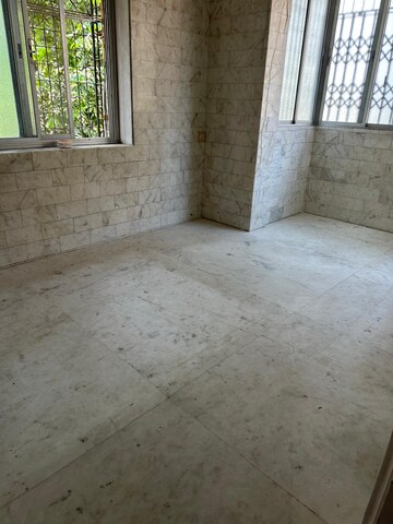 Room in 1 BHK Apartment at Bhagwan Singh Apartment, Mahim – for Rent