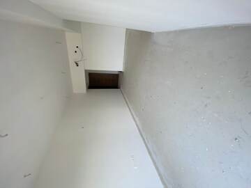 Room in 3 BHK Apartment at Runwal Forests, Kanjurmarg West – for Rent