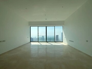 Room in 4 BHK Apartment at Rustomjee Crown, Prabhadevi – for Sale